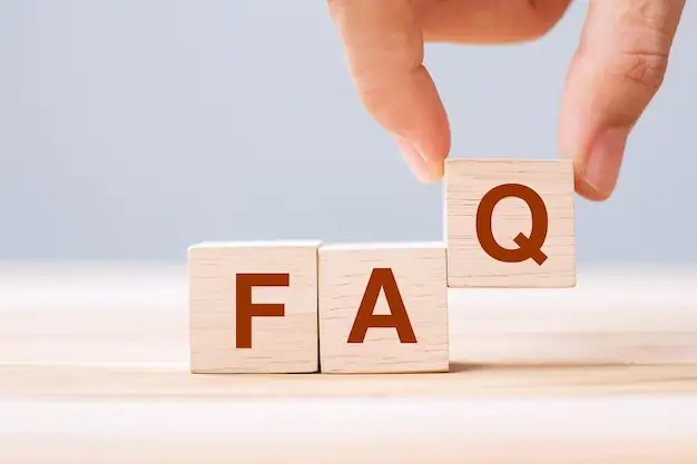 faq blocks, with the "Q" block being placed down